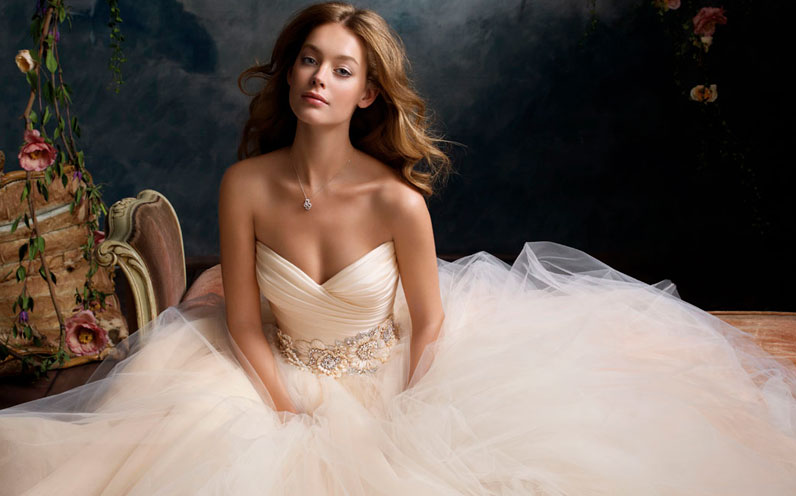 Comprar, alugar ou reformar o vestido de noiva?